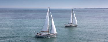 Le chantier Garcia Yachts est spécialisé depuis sa création dans la construction de voiliers à coque aluminium et il fait aujourd'hui partie du Groupe Grand Large Yachting. Dériveurs intégraux ou catamarans, les voiliers Garcia Exploration se démarquent par leur radicalité, tels que les Maracuja, ou les Passoa, et plusieurs grandes unités one-off remarquables. Ils sont connus également connus pour leur collaboration avec Jimmy Cornell et Pete Goss pour avoir créé des bateaux de grande croisière pour naviguer autour du monde, garantissant des finitions haut de gamme. The shipyard Garcia Yachts has specialized since its creation in the construction of aluminum hulled boats and sailboats and is now part of the Grand Large Yachting Group. Centerboarders, lifting keel, or catamarans, the Garcia Exploration sail yachts stand out for their radicality, as Maracuja and Passoa, and several remarkable one-off units. They are also known for their collaboration with Jimmy Cornell and Pete Goss for the creation of blue water cruising boats designed to navigate around the word guaranteeing high-end finishes.