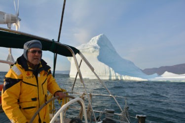 Le chantier Garcia Yachts est spécialisé depuis sa création dans la construction de voiliers à coque aluminium et il fait aujourd'hui partie du Groupe Grand Large Yachting. Dériveurs intégraux ou catamarans, les voiliers Garcia Exploration se démarquent par leur radicalité, tels que les Maracuja, ou les Passoa, et plusieurs grandes unités one-off remarquables. Ils sont connus également connus pour leur collaboration avec Jimmy Cornell et Pete Goss pour avoir créé des bateaux de grande croisière pour naviguer autour du monde, garantissant des finitions haut de gamme. The shipyard Garcia Yachts has specialized since its creation in the construction of aluminum hulled boats and sailboats and is now part of the Grand Large Yachting Group. Centerboarders, lifting keel, or catamarans, the Garcia Exploration sail yachts stand out for their radicality, as Maracuja and Passoa, and several remarkable one-off units. They are also known for their collaboration with Jimmy Cornell and Pete Goss for the creation of blue water cruising boats designed to navigate around the word guaranteeing high-end finishes.